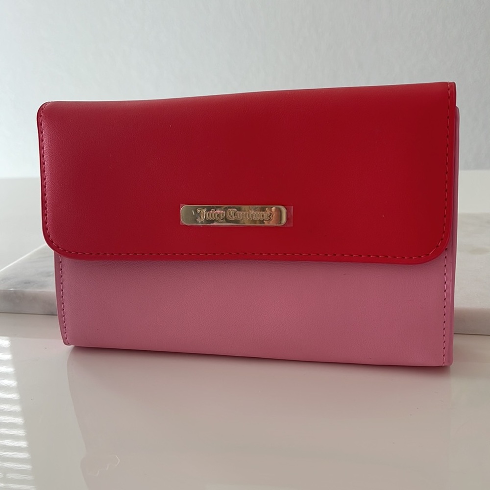 Juicy Couture Crossbody Purse/Clutch - Picture 4 of 15
